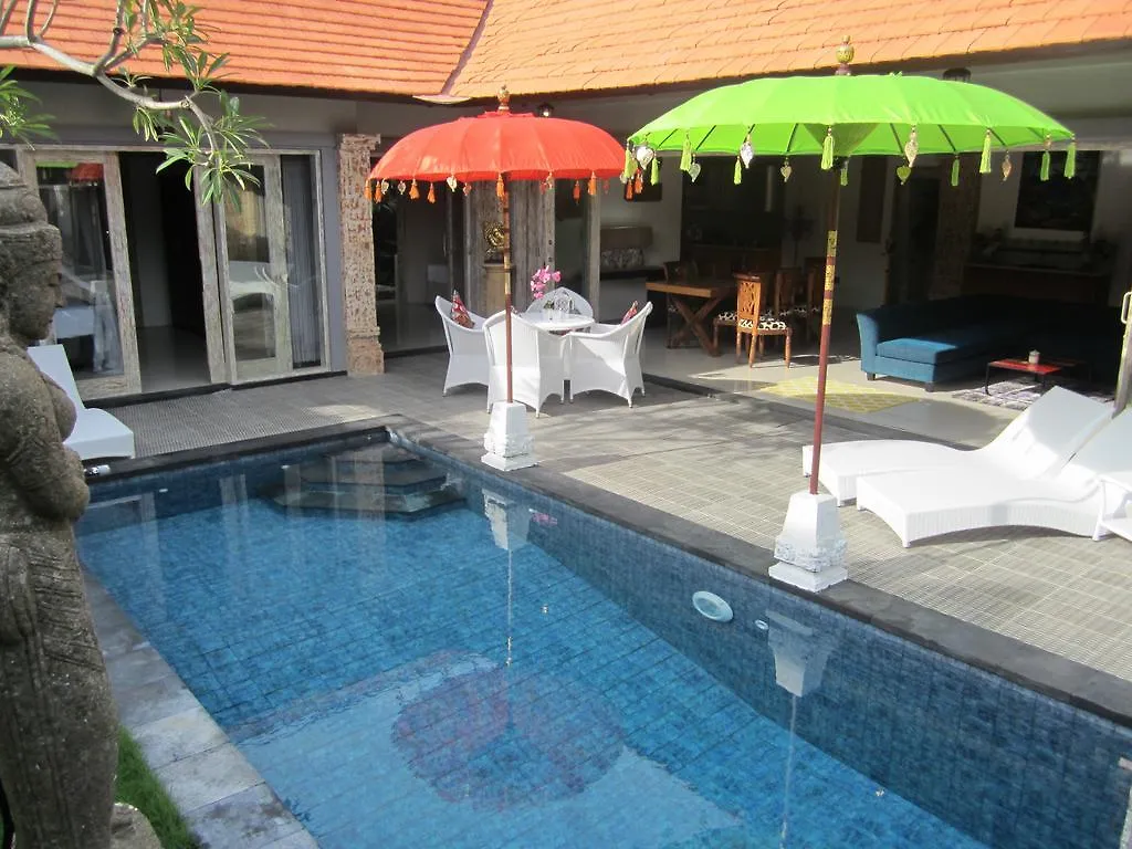 Bamboo Moon Villas Sanur