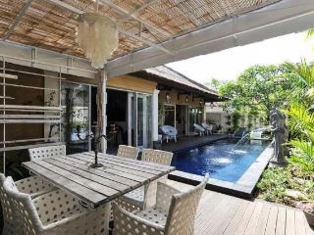 Bamboo Moon Villas Sanur