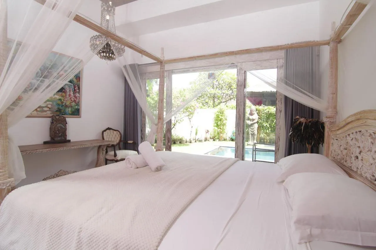 Bamboo Moon Villas Sanur