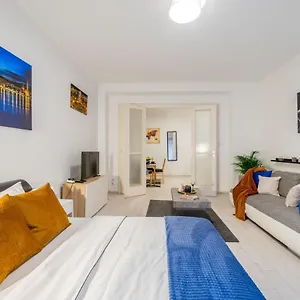 Del Mar Apartment Budapest